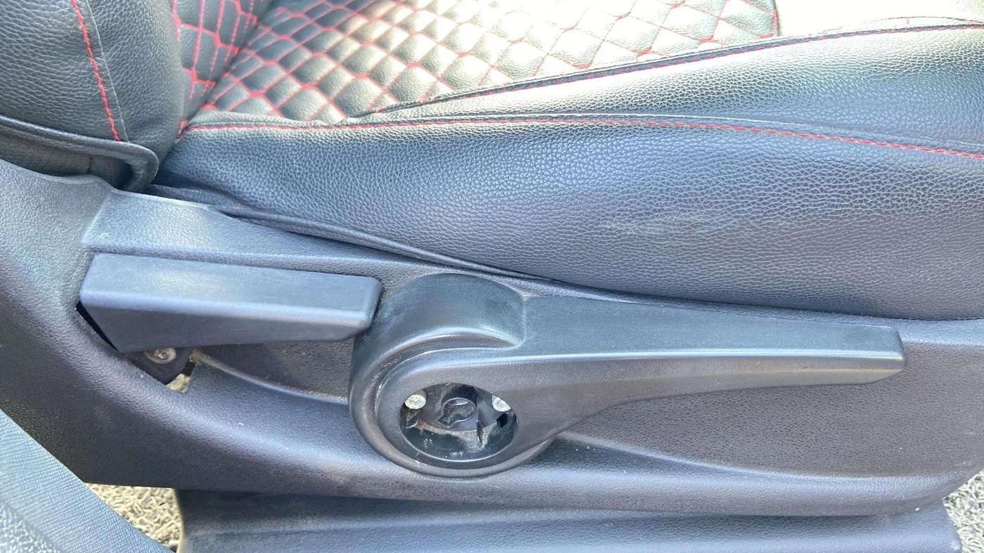 2019 Tata NEXON XZ PLUS PETROL, Petrol, Manual, 61,977 km, Driver Side Adjustment Panel