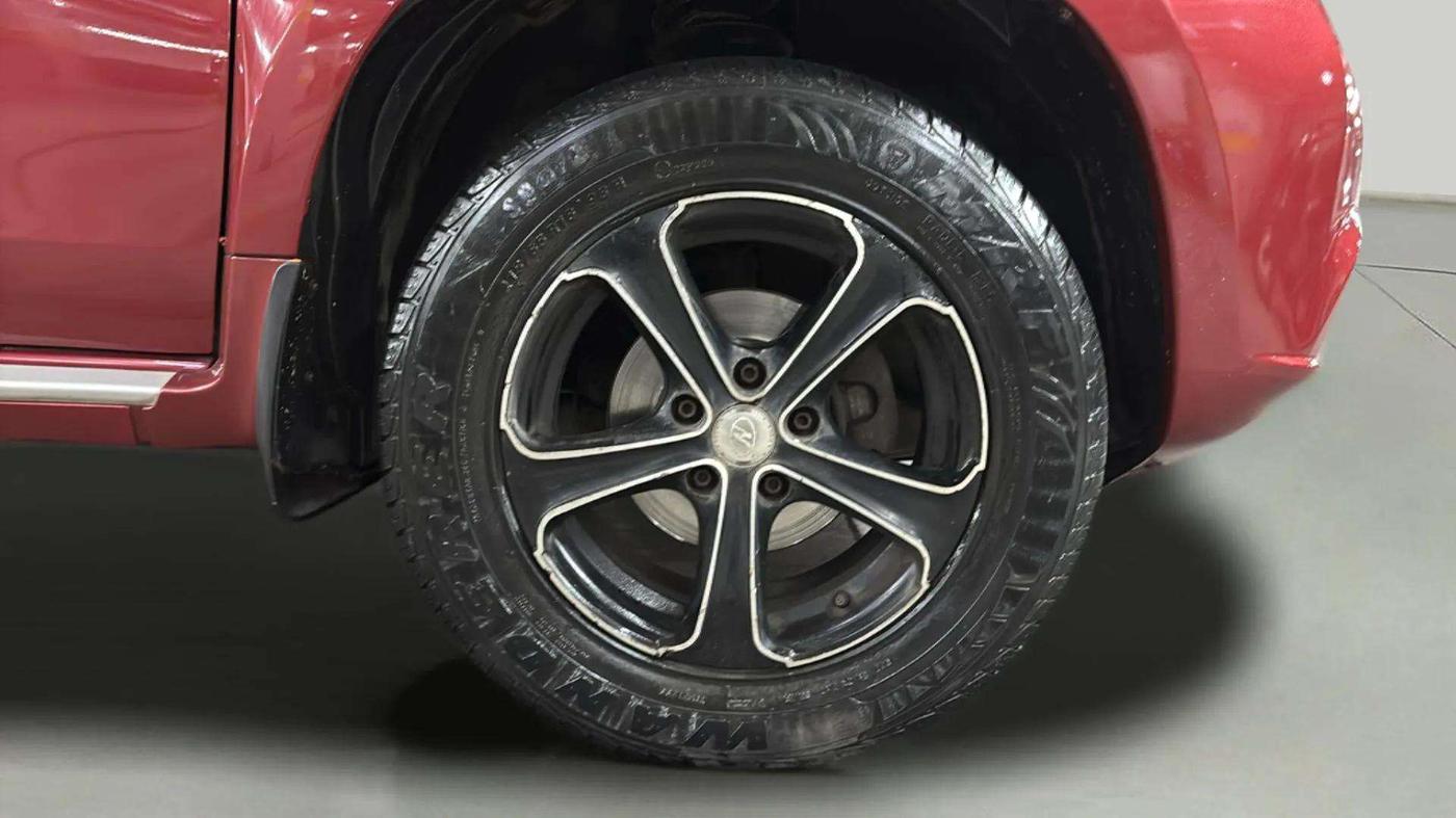 2016 Nissan Terrano XL (P), Petrol, Manual, 24,062 km, Right Front Wheel