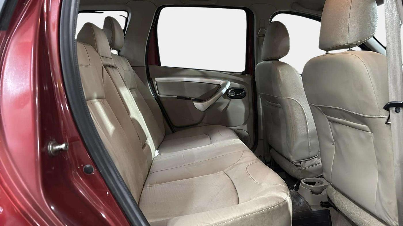 2016 Nissan Terrano XL (P), Petrol, Manual, 24,062 km, Right Side Rear Door Cabin