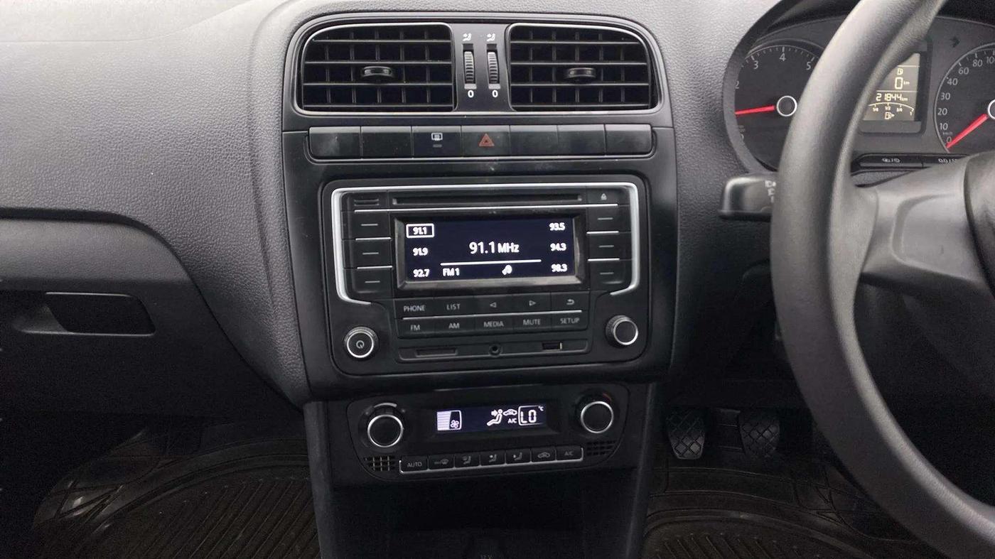 2021 Volkswagen Polo COMFORTLINE 1.0L TSI, Petrol, Manual, 21,919 km, Air Conditioner