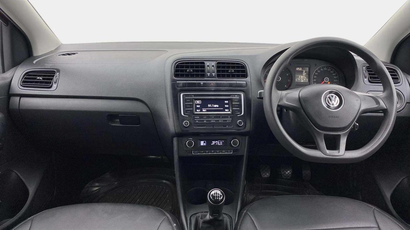 2021 Volkswagen Polo COMFORTLINE 1.0L TSI, Petrol, Manual, 21,919 km, Dashboard
