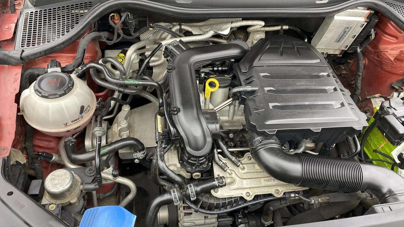 2021 Volkswagen Polo COMFORTLINE 1.0L TSI, Petrol, Manual, 21,919 km, Engine View - Right