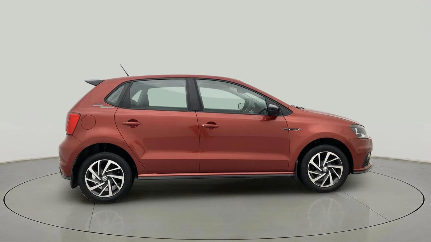 2021 Volkswagen Polo COMFORTLINE 1.0L TSI, Petrol, Manual, 21,919 km, Right Side View