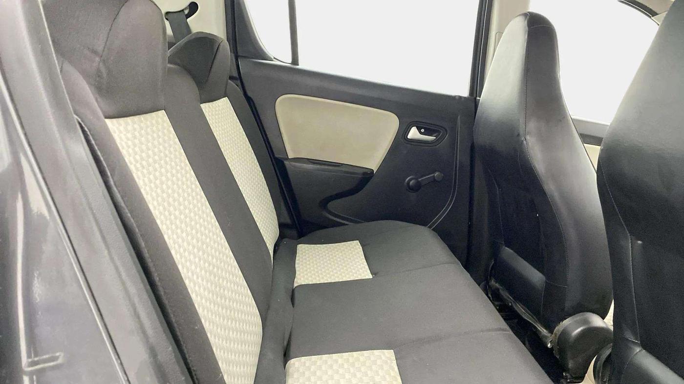 2019 Maruti Alto LXI, Petrol, Manual, 61,329 km, Right Side Rear Door Cabin