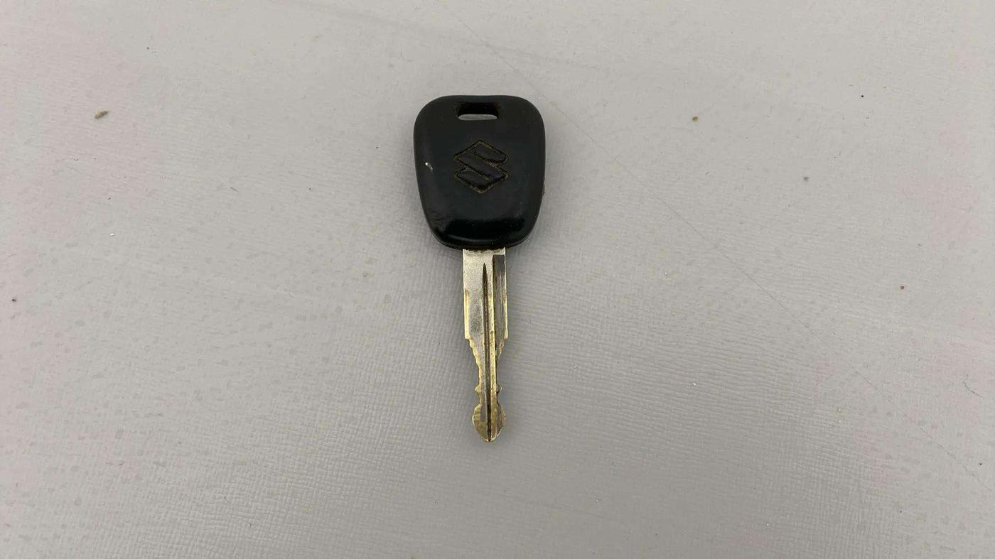 2019 Maruti Alto LXI, Petrol, Manual, 61,329 km, Key Close Up