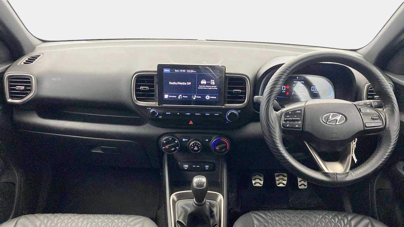 2024 Hyundai VENUE S (O) 1.2 KNIGHT EDITION, Petrol, Manual, 4,743 km, Dashboard