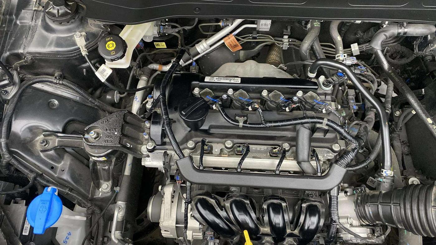 2024 Hyundai VENUE S (O) 1.2 KNIGHT EDITION, Petrol, Manual, 4,743 km, Engine View