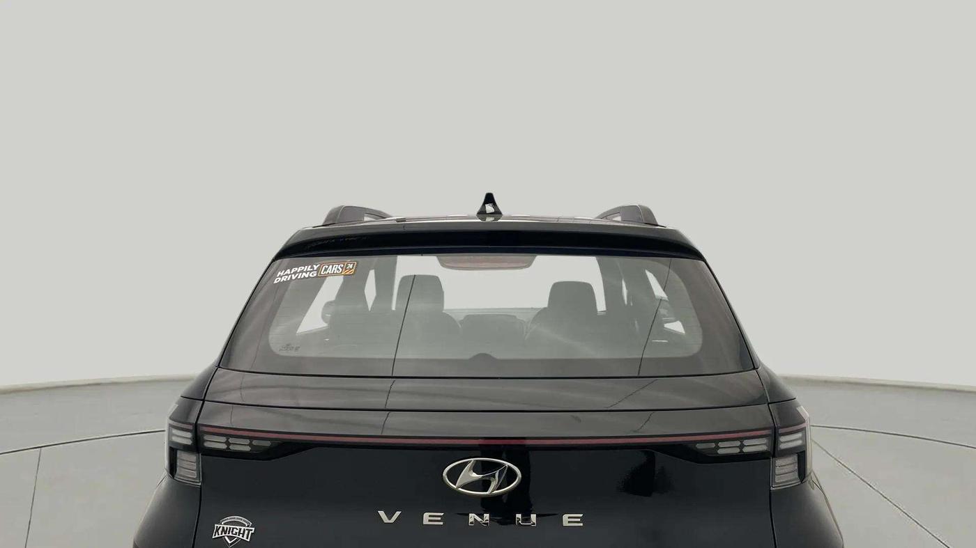 2024 Hyundai VENUE S (O) 1.2 KNIGHT EDITION, Petrol, Manual, 4,743 km, Rear Windshield
