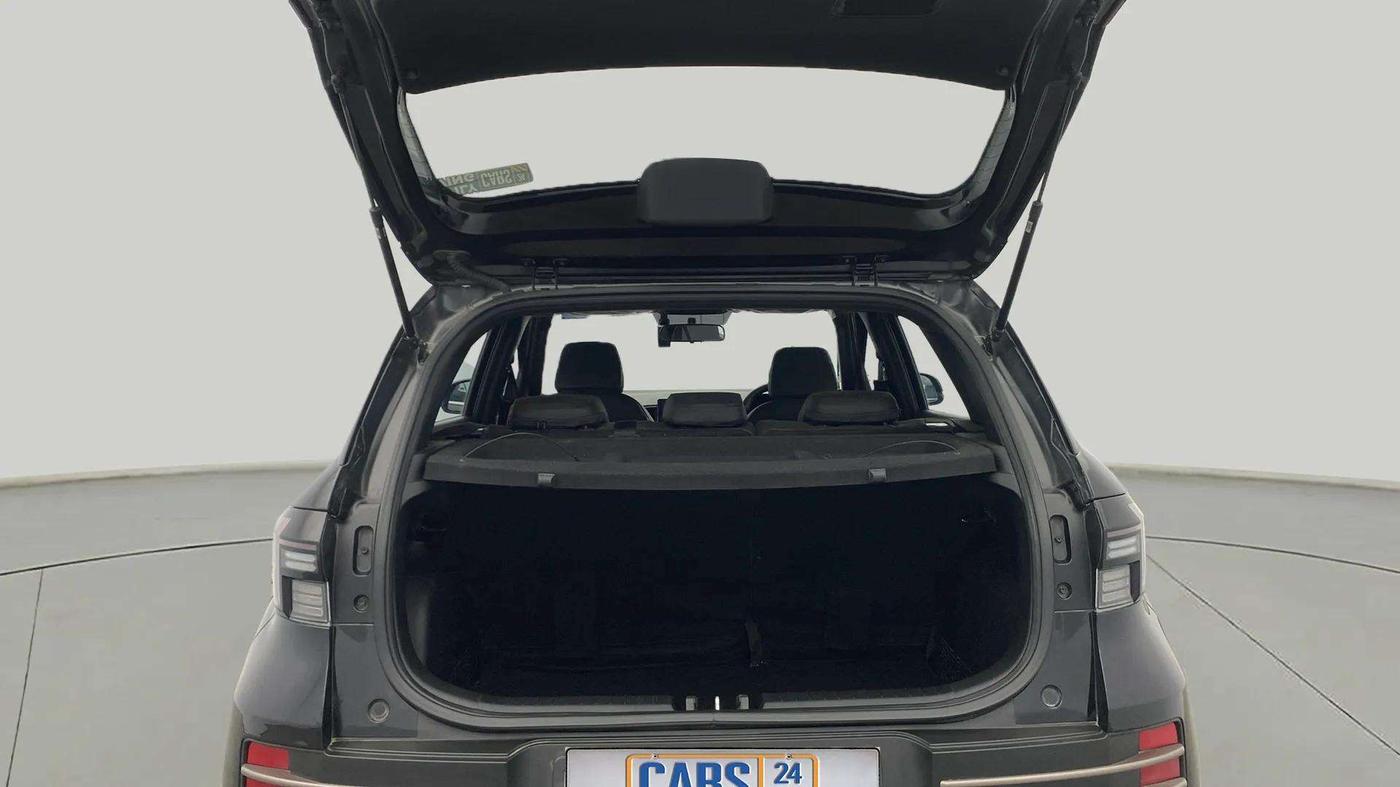 2024 Hyundai VENUE S (O) 1.2 KNIGHT EDITION, Petrol, Manual, 4,743 km, Boot Open Zoomed View