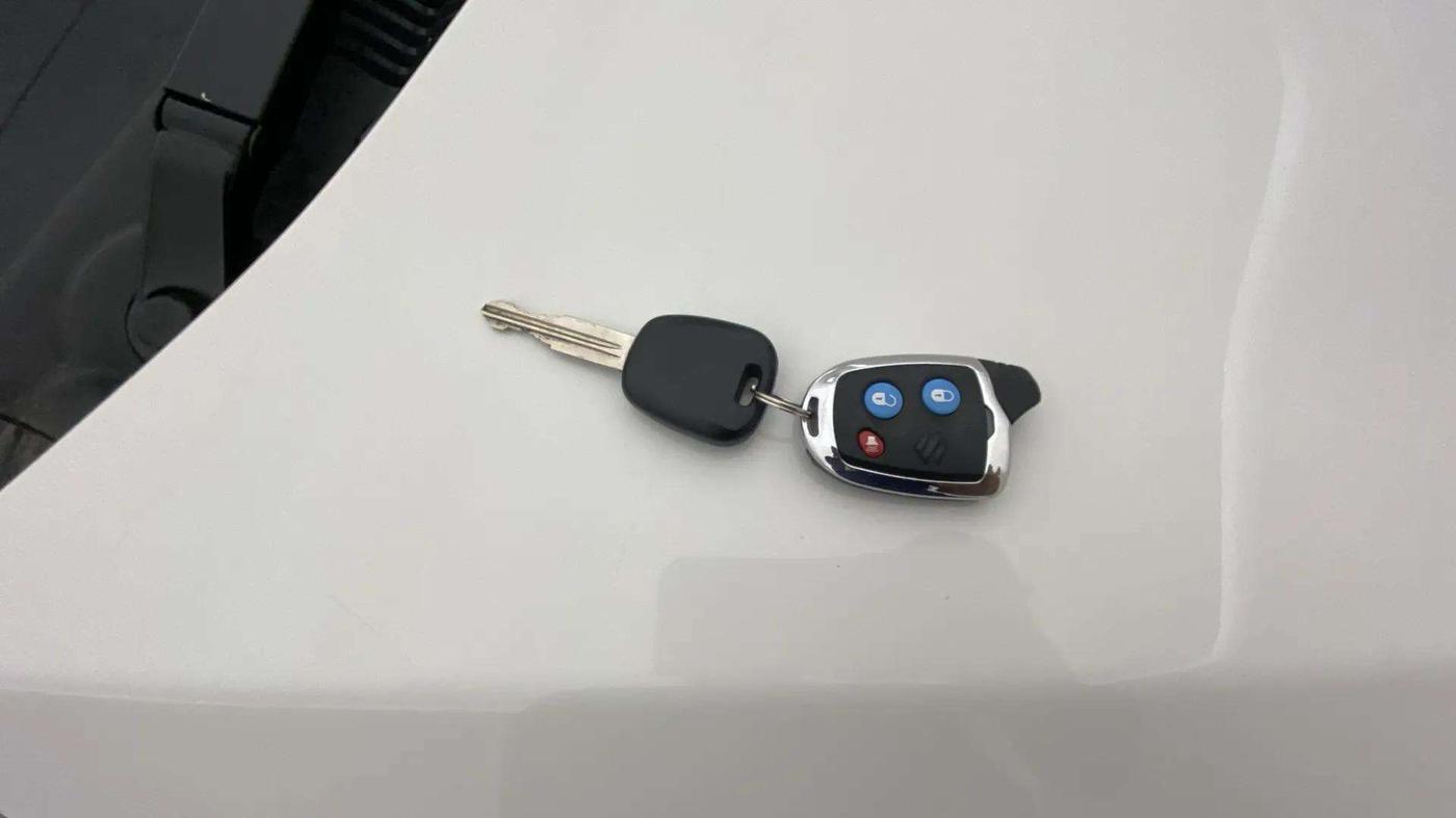 2016 Maruti Alto 800 LXI, Petrol, Manual, 34,025 km, Key Close Up