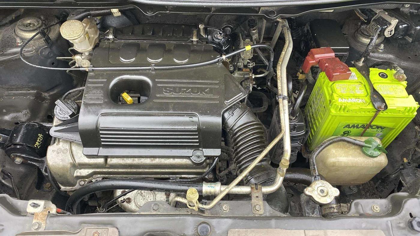 2015 Maruti Wagon R 1.0 VXI, Petrol, Manual, 13,389 km, Engine View