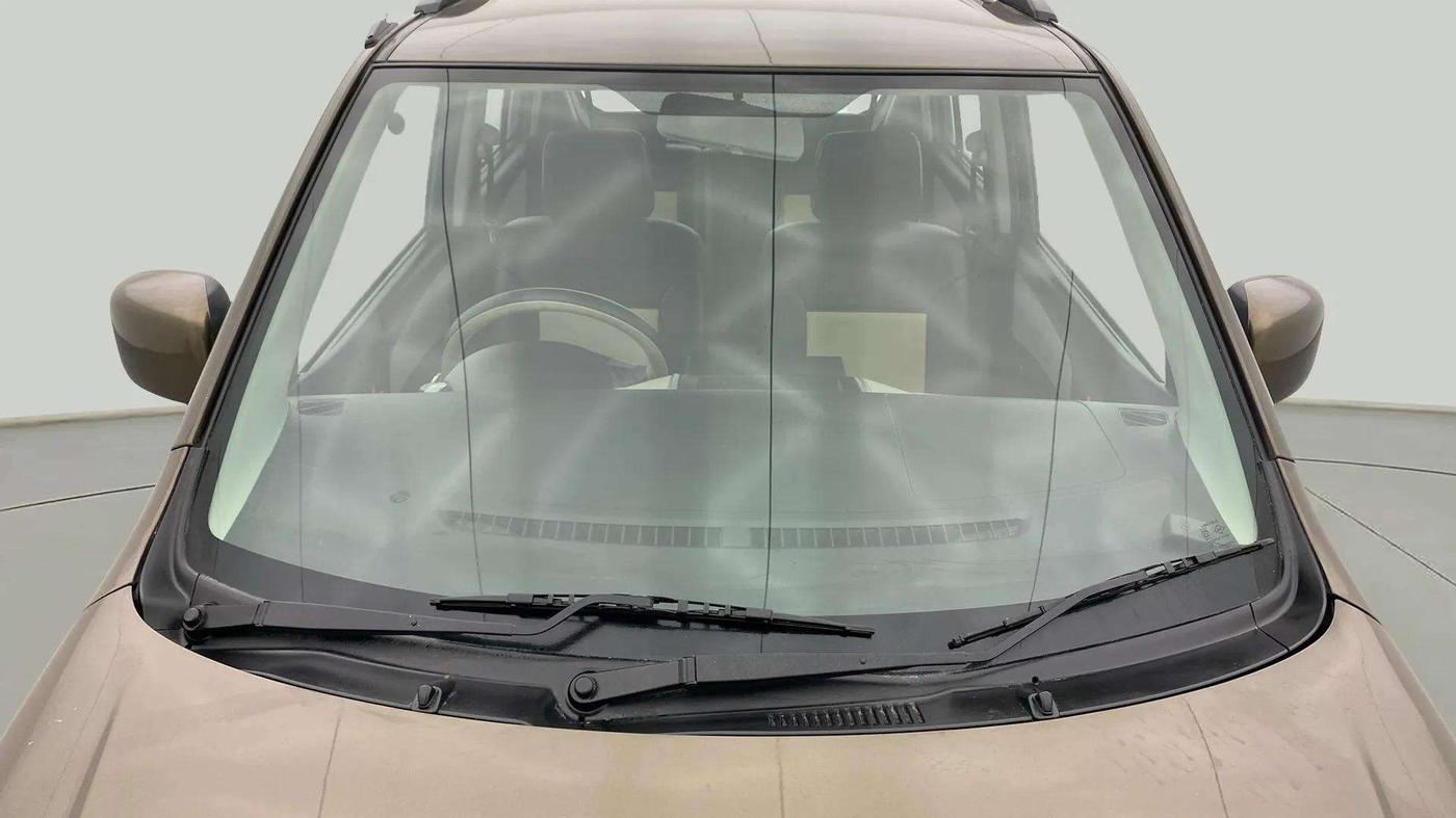 2015 Maruti Wagon R 1.0 VXI, Petrol, Manual, 13,389 km, Front Windshield