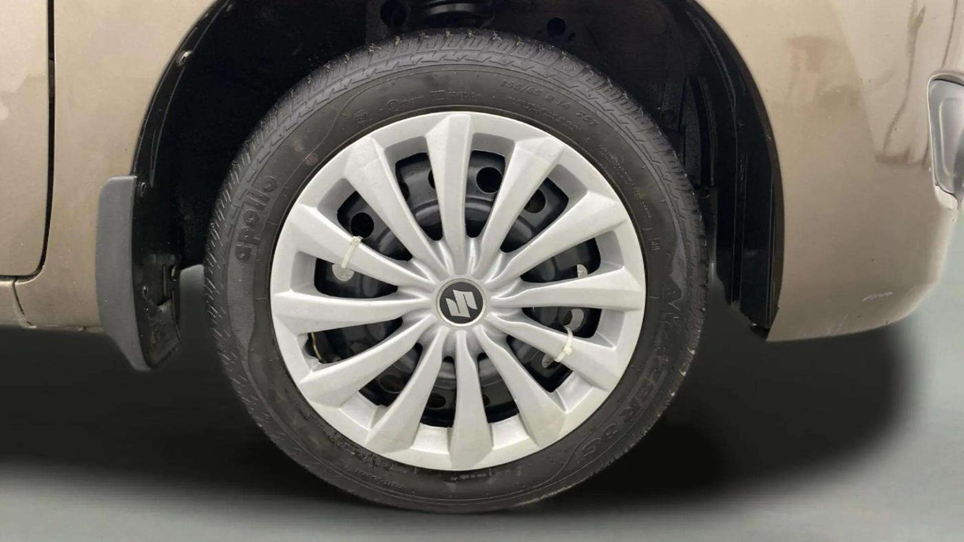 2015 Maruti Wagon R 1.0 VXI, Petrol, Manual, 13,389 km, Right Front Wheel