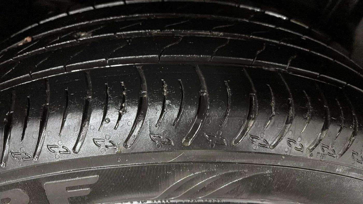2024 Maruti FRONX DELTA CNG 1.2 MT, CNG, Manual, 21,117 km, Right Rear Tyre Tread