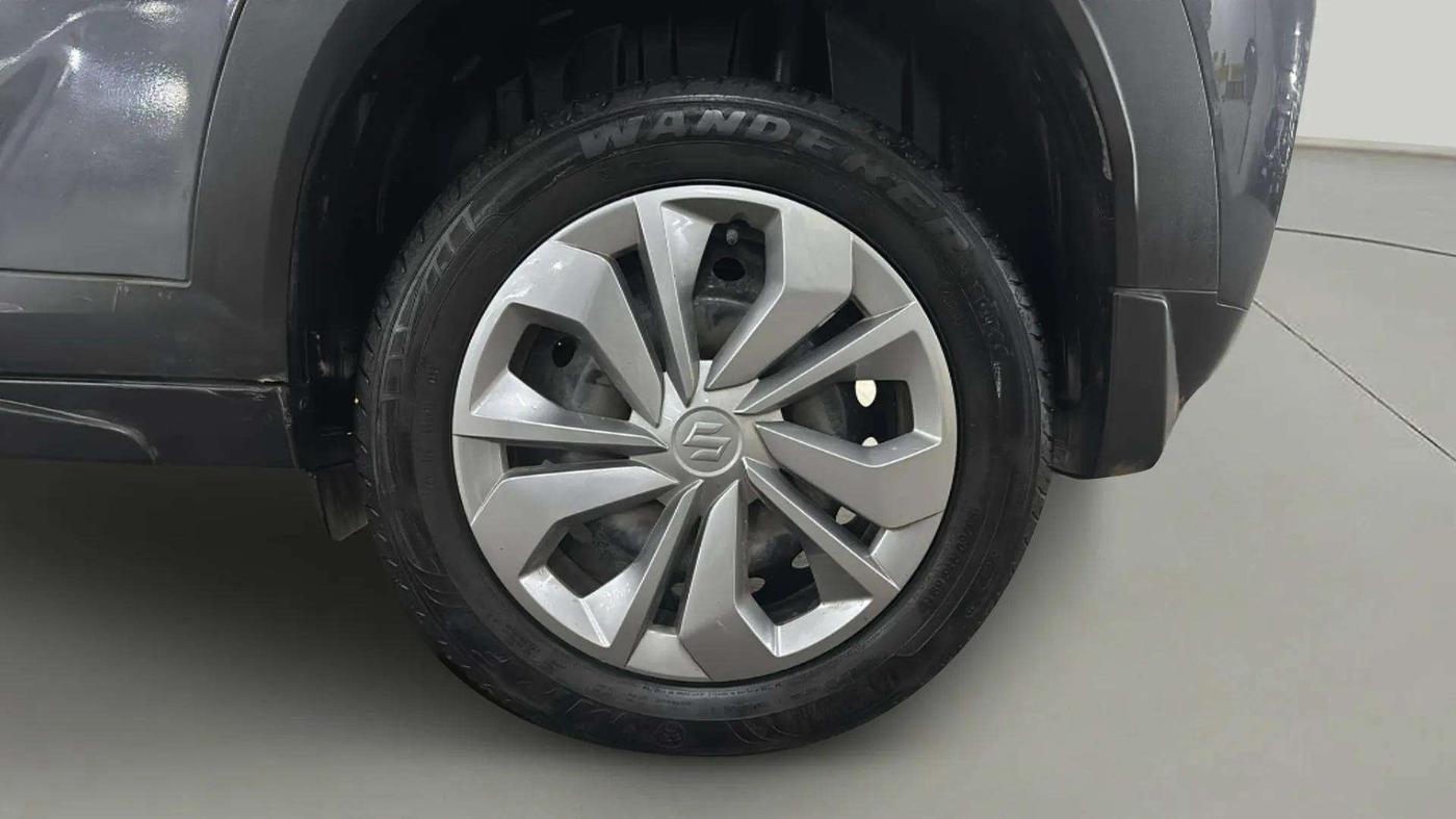 2024 Maruti FRONX DELTA CNG 1.2 MT, CNG, Manual, 21,117 km, Left Rear Wheel