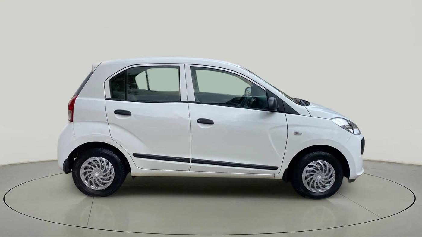 2018 Hyundai NEW SANTRO ERA, Petrol, Manual, 25,149 km, Right Side View