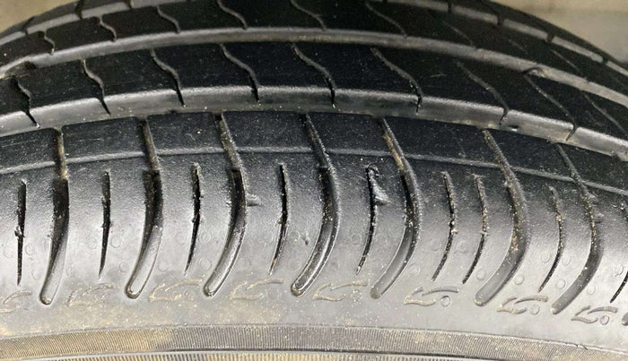 2022 Maruti S PRESSO VXI+, Petrol, Manual, 6,051 km, Right Front Tyre Tread