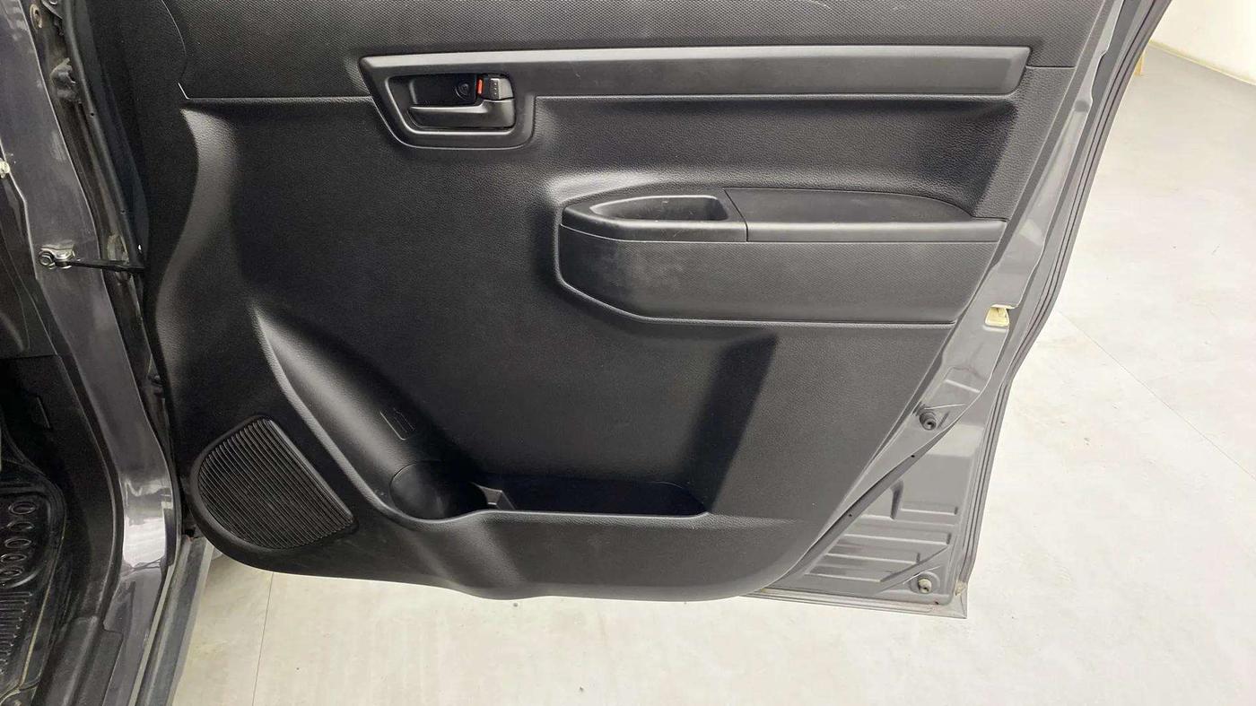 2022 Maruti S PRESSO VXI+, Petrol, Manual, 6,051 km, Driver Side Door Panels Control