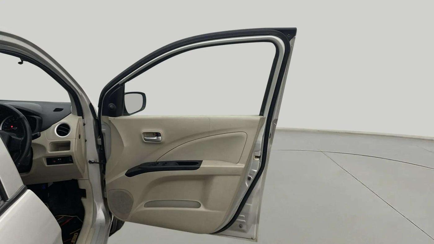 2017 Maruti Celerio VXI CNG, CNG, Manual, 81,256 km, RHS Front Door