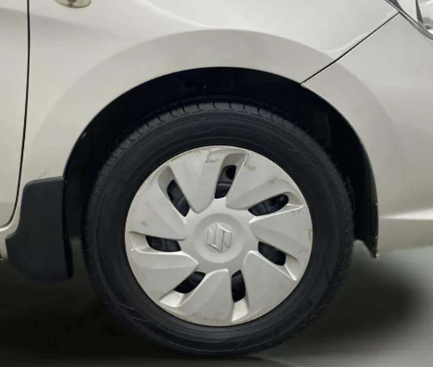 2017 Maruti Celerio VXI CNG, CNG, Manual, 81,256 km, Right Front Wheel