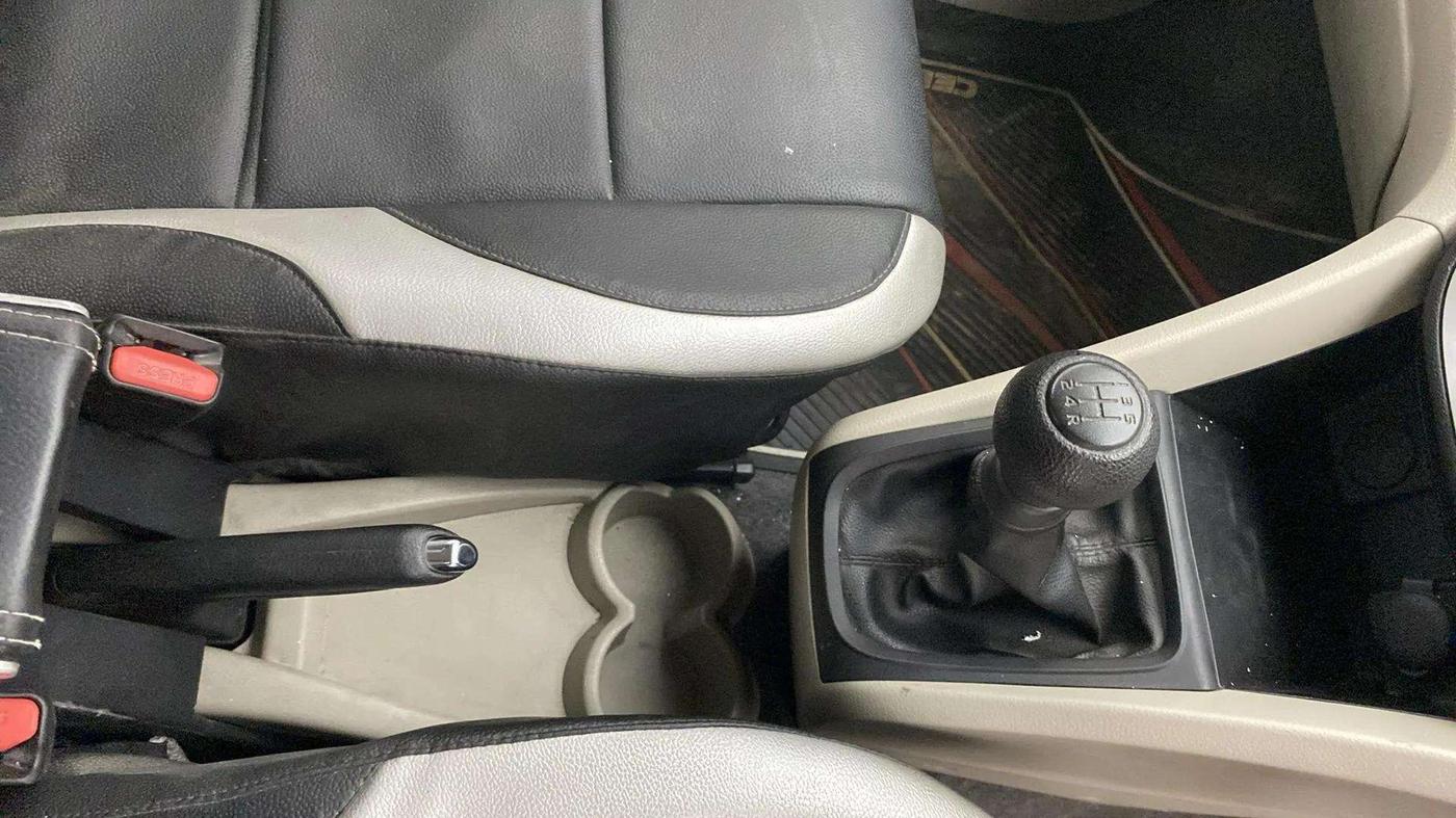 2017 Maruti Celerio VXI CNG, CNG, Manual, 81,256 km, Gear Lever