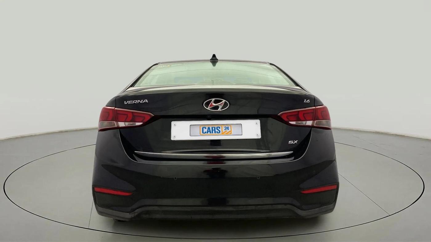 2019 Hyundai Verna 1.6 VTVT SX, Petrol, Manual, 40,286 km, Back/Rear