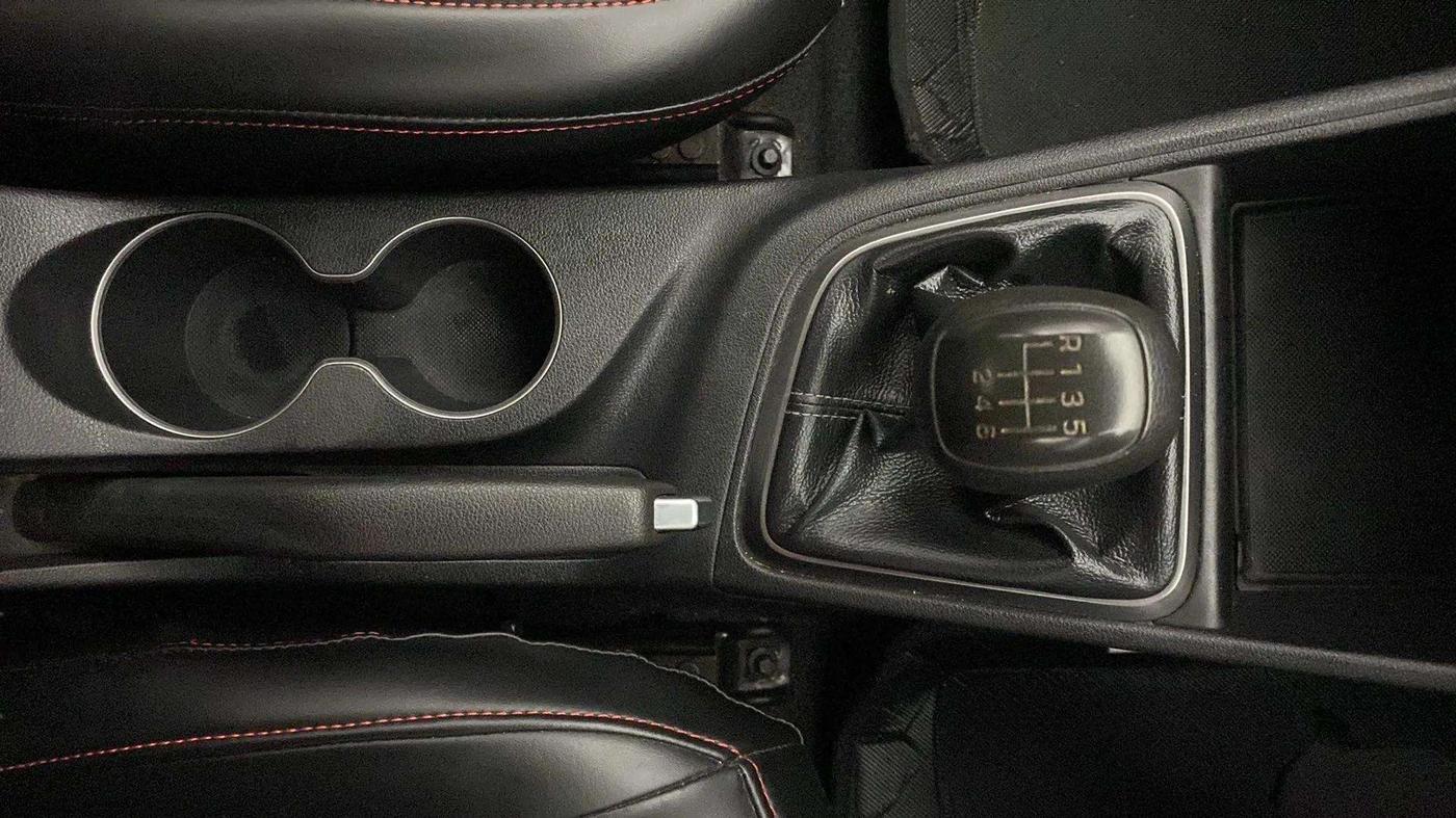 2019 Hyundai Verna 1.6 VTVT SX, Petrol, Manual, 40,286 km, Gear Lever