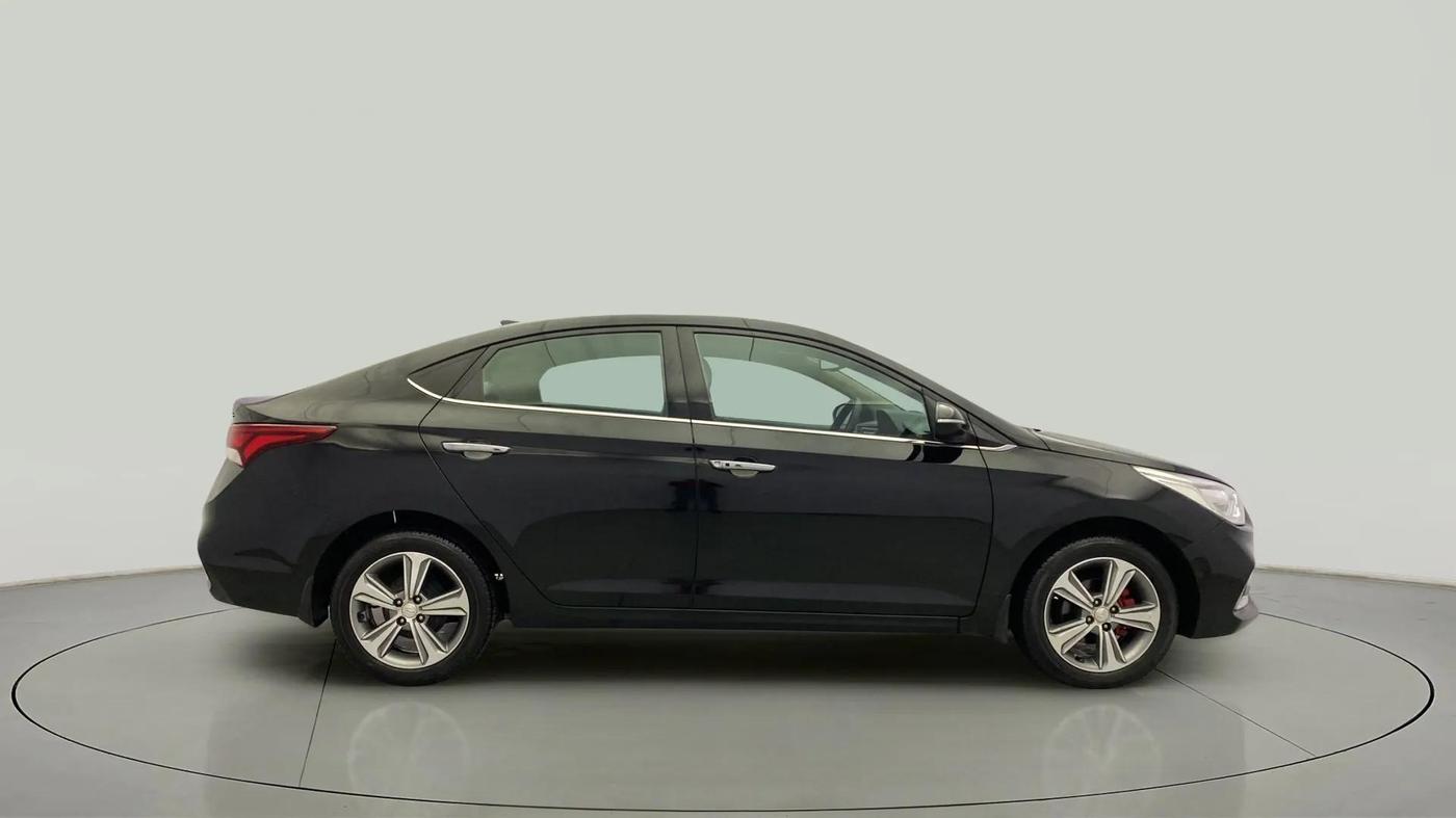2019 Hyundai Verna 1.6 VTVT SX, Petrol, Manual, 40,286 km, Right Side View