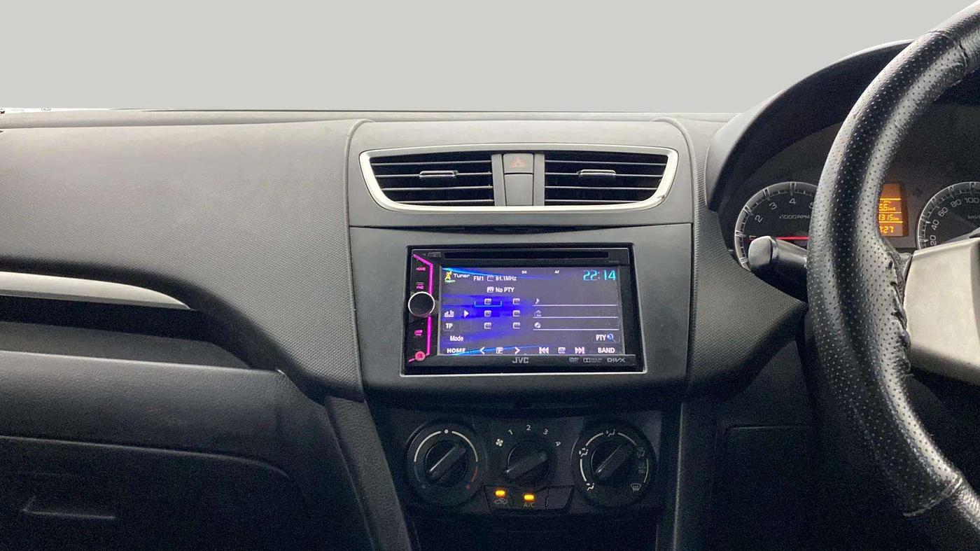 2016 Maruti Swift VXI, Petrol, Manual, 63,370 km, Air Conditioner