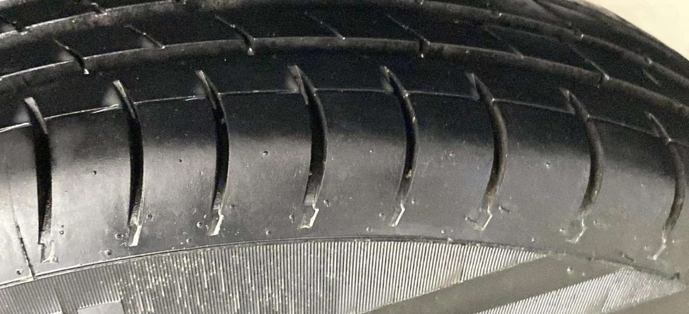 2016 Maruti Swift VXI, Petrol, Manual, 63,370 km, Right Rear Tyre Tread