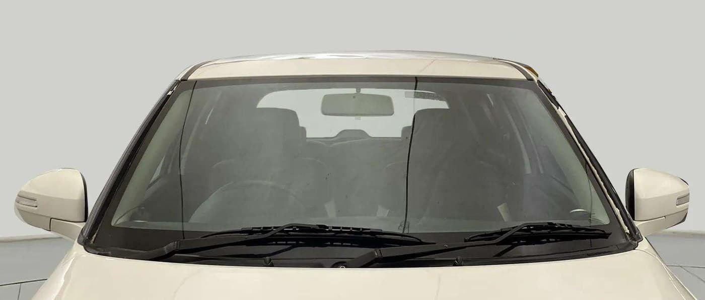 2016 Maruti Swift VXI, Petrol, Manual, 63,370 km, Front Windshield