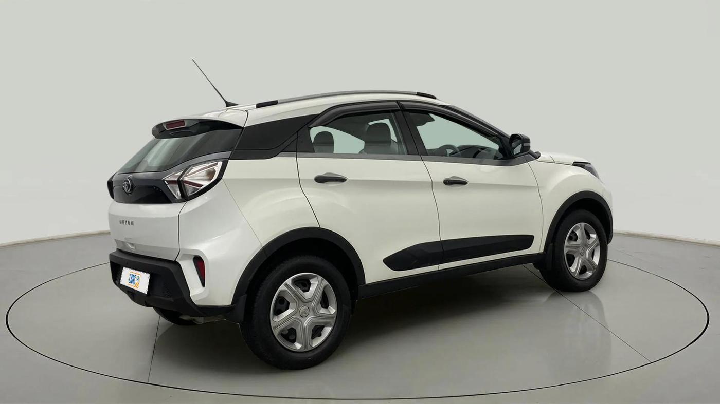 2021 Tata NEXON XMA SUNROOF PETROL, Petrol, Automatic, 20,545 km, Right Back Diagonal