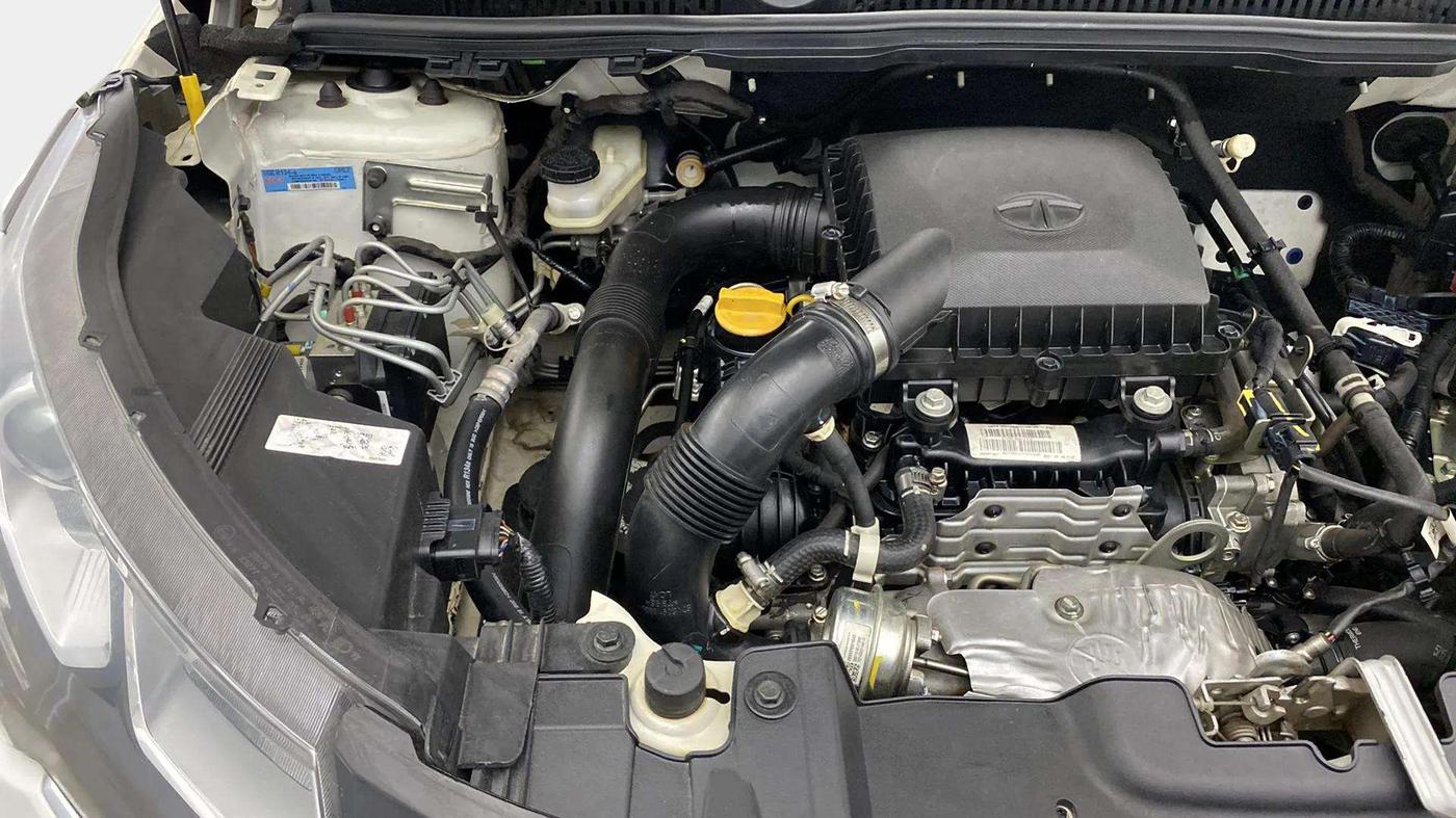 2021 Tata NEXON XMA SUNROOF PETROL, Petrol, Automatic, 20,545 km, Engine View - Right