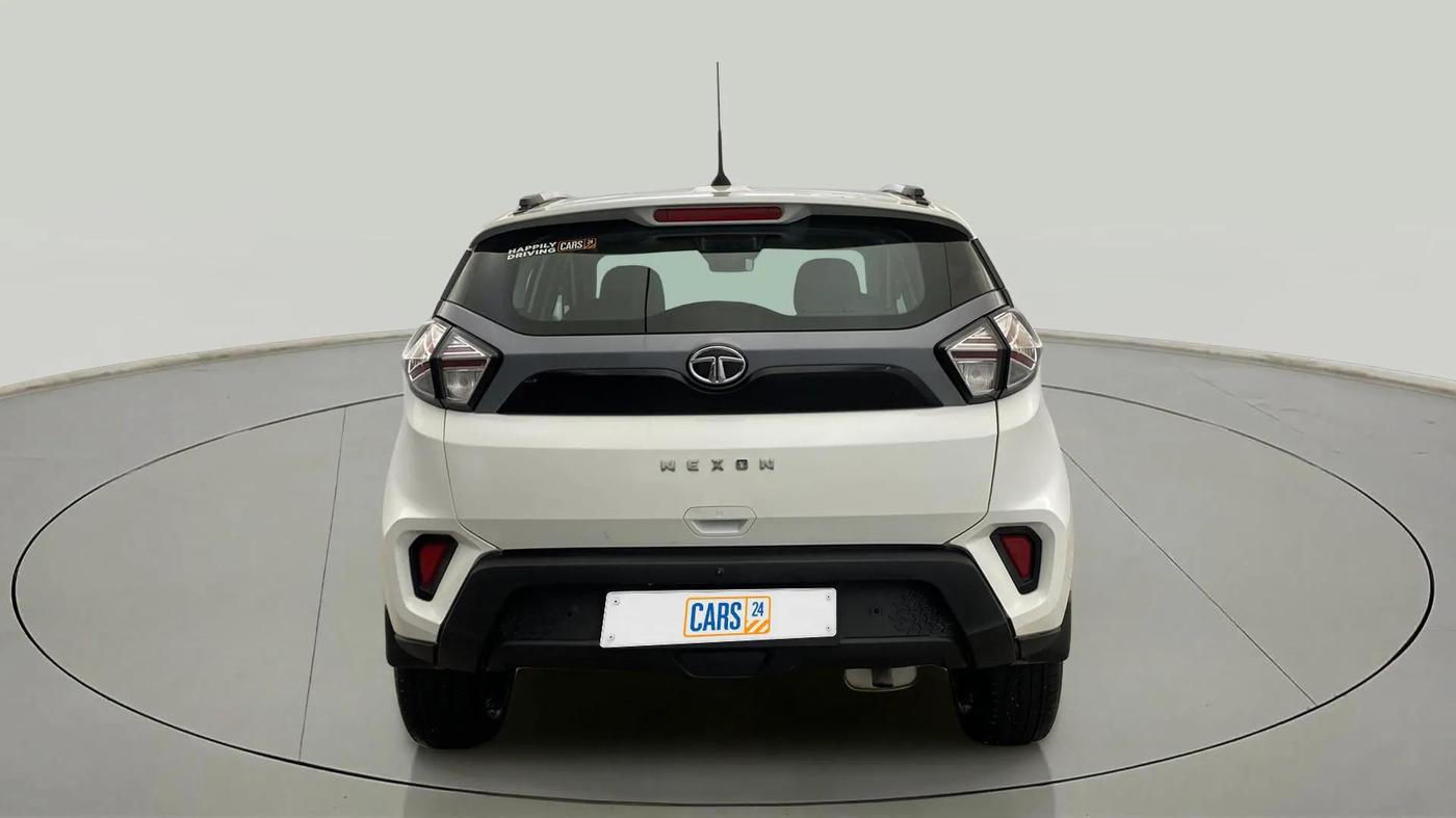 2021 Tata NEXON XMA SUNROOF PETROL, Petrol, Automatic, 20,545 km, Back/Rear
