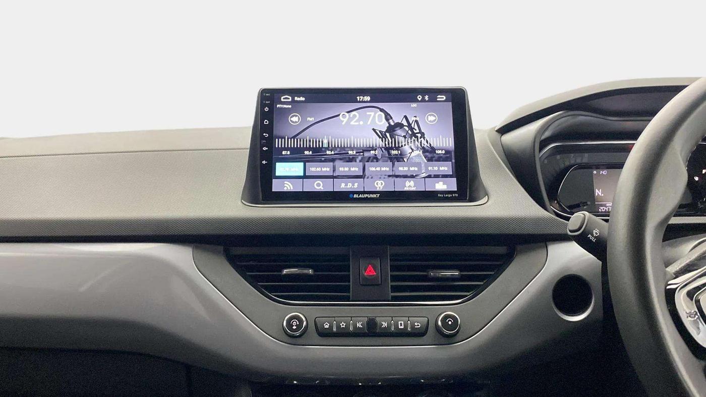 2021 Tata NEXON XMA SUNROOF PETROL, Petrol, Automatic, 20,545 km, Air Conditioner