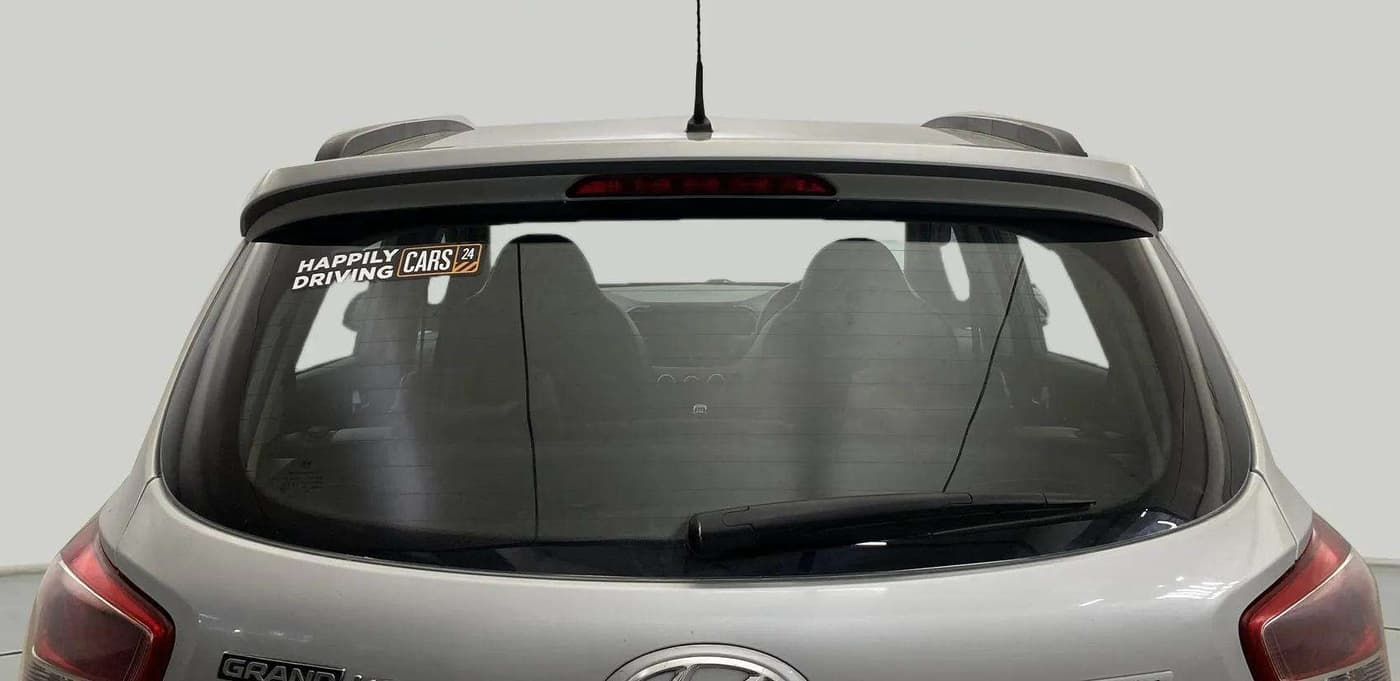 2016 Hyundai Grand i10 ASTA (O) 1.2 KAPPA VTVT, Petrol, Manual, 33,368 km, Rear Windshield