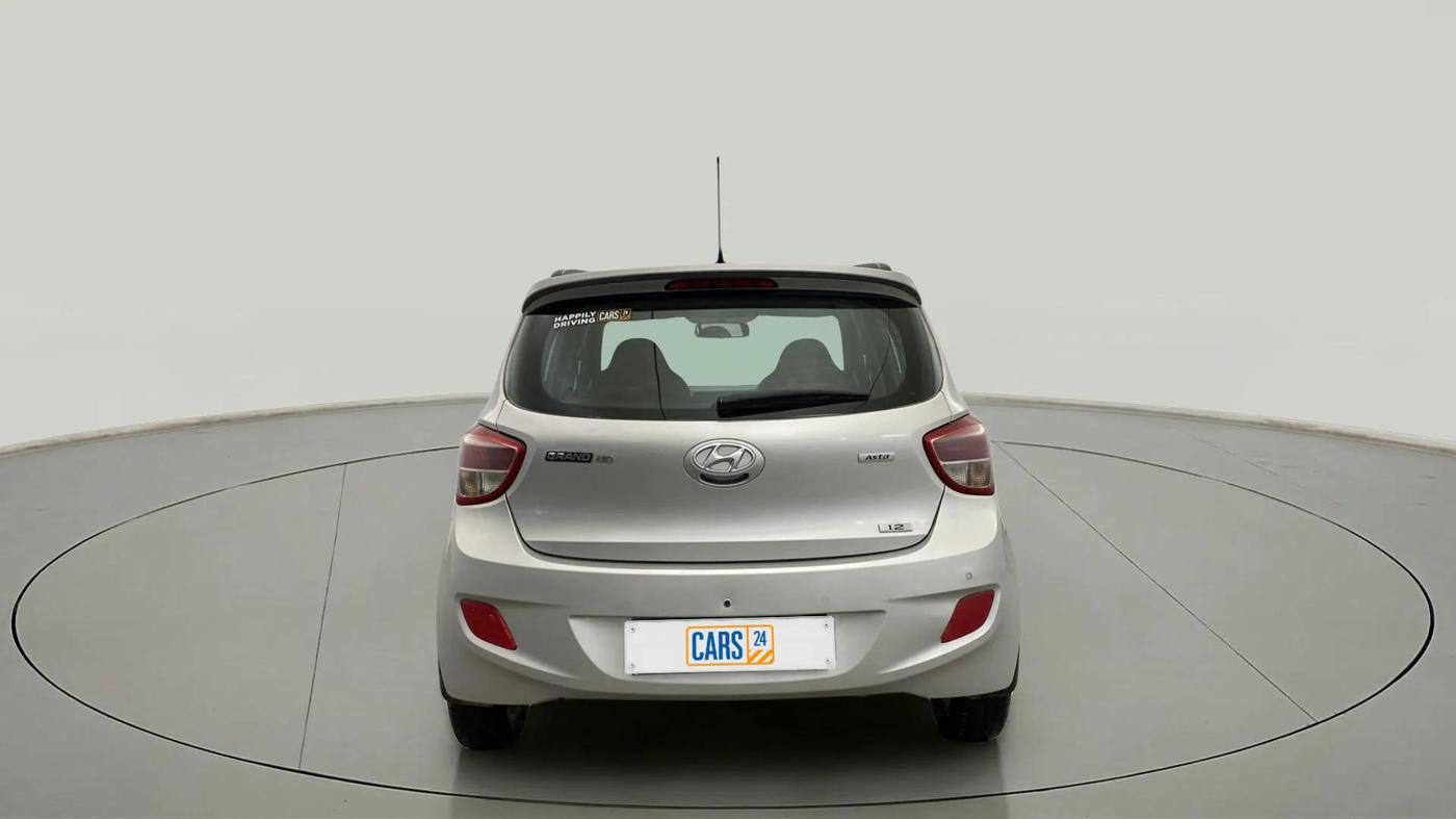 2016 Hyundai Grand i10 ASTA (O) 1.2 KAPPA VTVT, Petrol, Manual, 33,368 km, Back/Rear