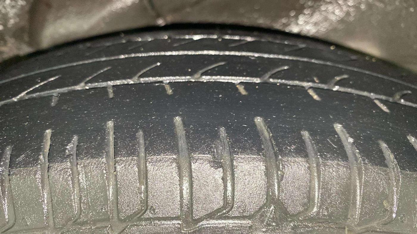 2013 Hyundai i10 ERA 1.1, Petrol, Manual, 63,705 km, Left Rear Tyre Tread