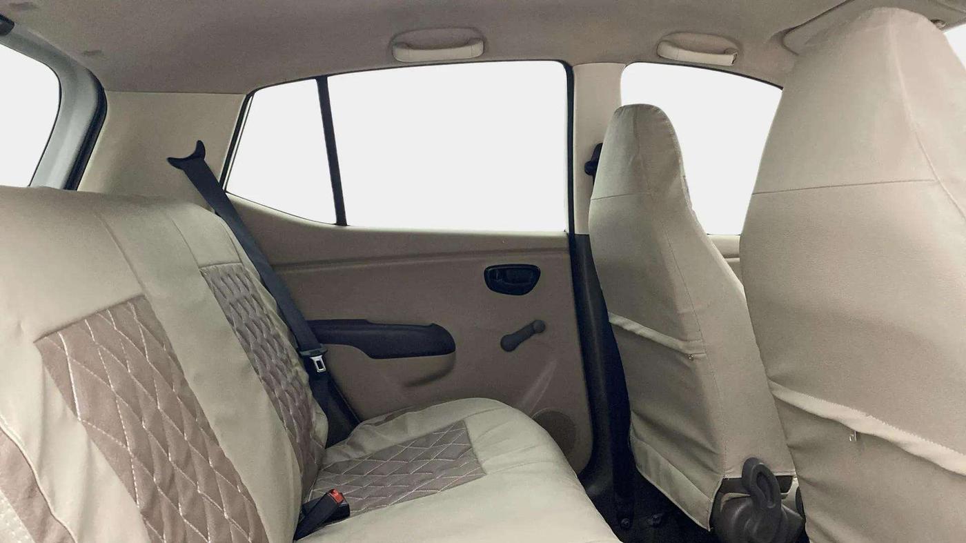 2013 Hyundai i10 ERA 1.1, Petrol, Manual, 63,705 km, Right Side Rear Door Cabin