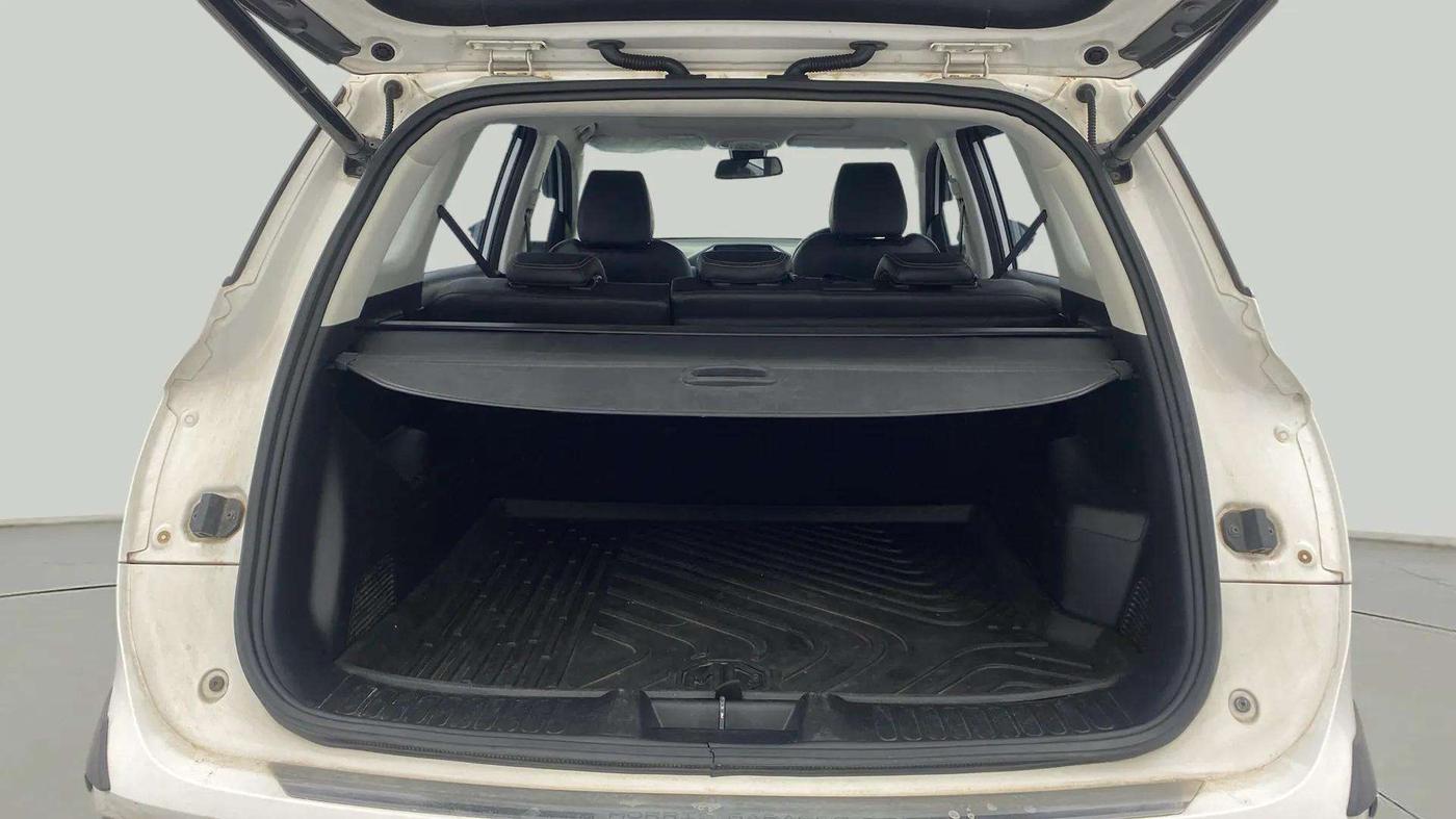 2020 MG HECTOR SHARP 1.5 DCT PETROL, Petrol, Automatic, 62,993 km, Boot Inside