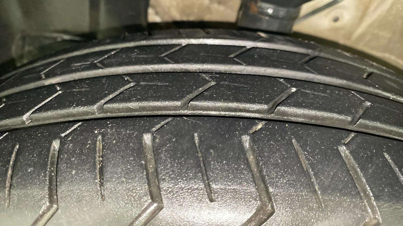 2023 Maruti Celerio ZXI PLUS AGS, Petrol, Automatic, 10,501 km, Left Front Tyre Tread