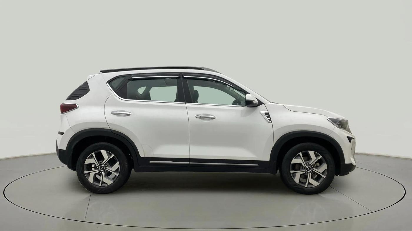 2022 KIA SONET HTX 1.5, Diesel, Manual, 70,942 km, Right Side View