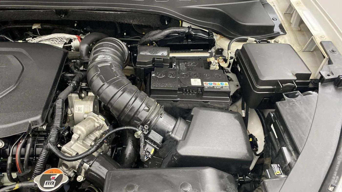 2022 KIA SONET HTX 1.5, Diesel, Manual, 70,942 km, Engine View - Left