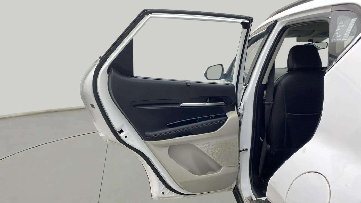 2022 KIA SONET HTX 1.5, Diesel, Manual, 70,942 km, LHS Rear Door