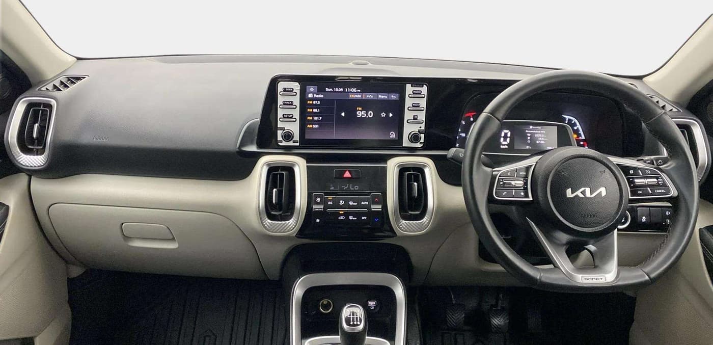 2022 KIA SONET HTX 1.5, Diesel, Manual, 70,942 km, Dashboard