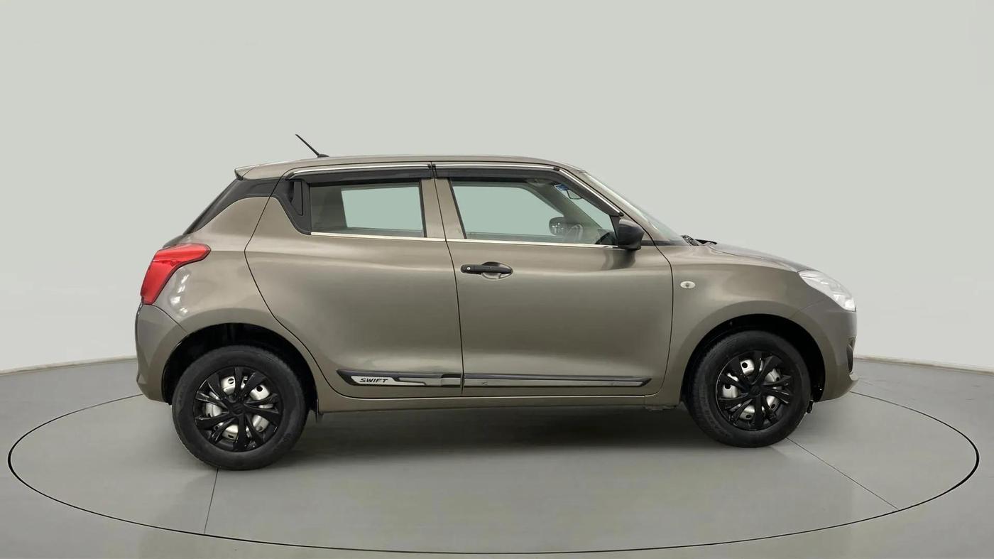 2021 Maruti Swift LXI, Petrol, Manual, 33,461 km, Right Side View