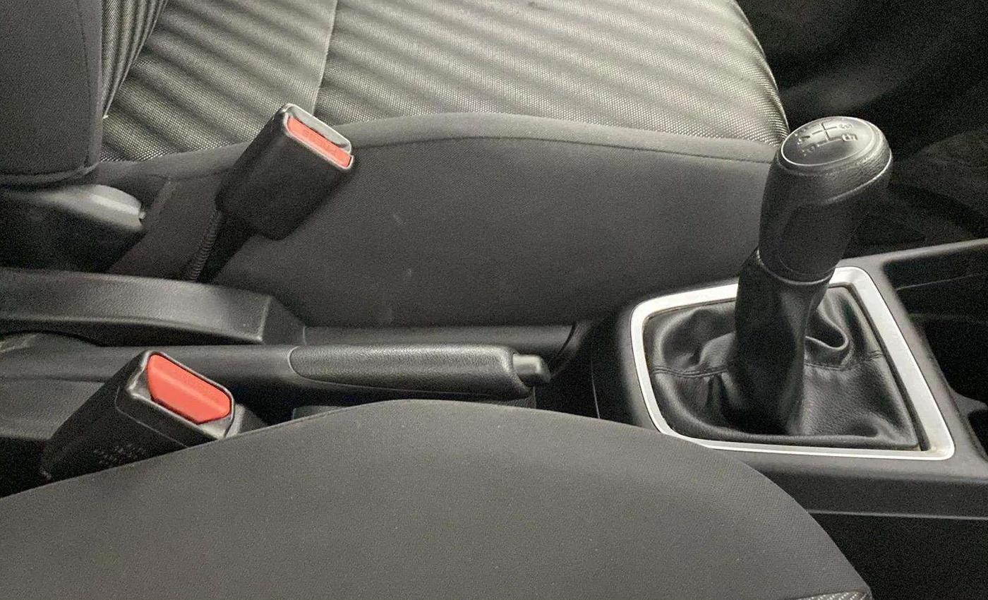 2021 Maruti Swift LXI, Petrol, Manual, 33,461 km, Gear Lever