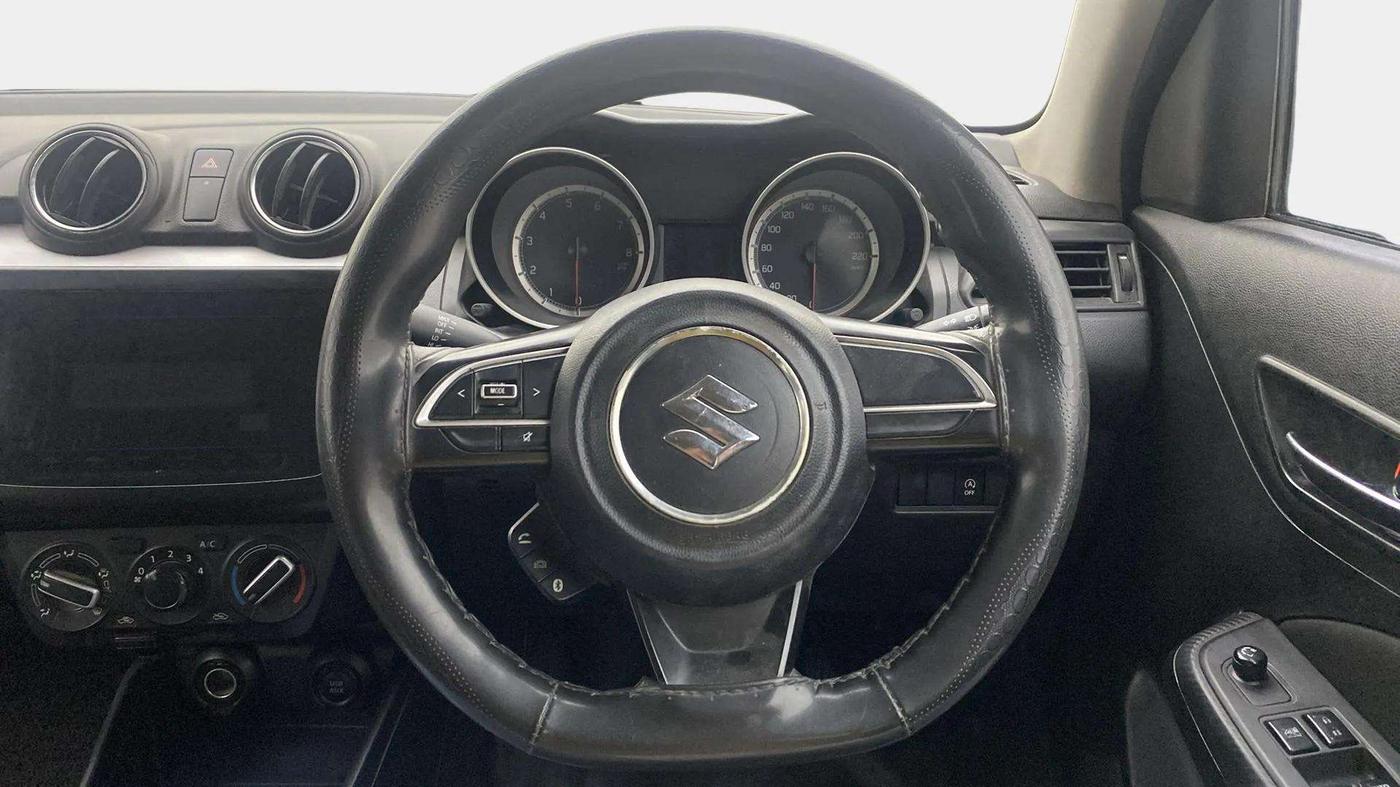 2021 Maruti Swift VXI AMT, Petrol, Automatic, 67,359 km, Steering Wheel Close Up