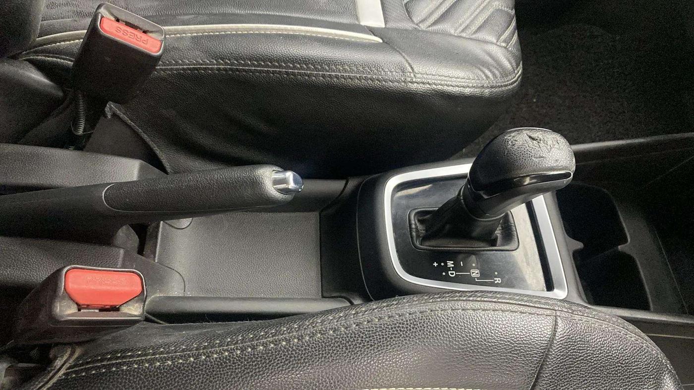 2021 Maruti Swift VXI AMT, Petrol, Automatic, 67,359 km, Gear Lever