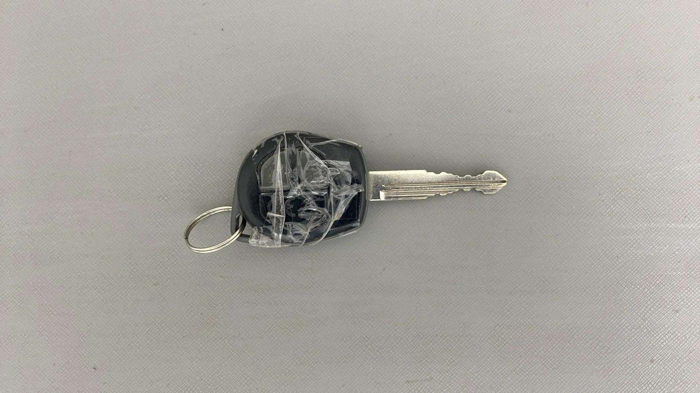 2021 Maruti Swift VXI AMT, Petrol, Automatic, 67,359 km, Key Close Up